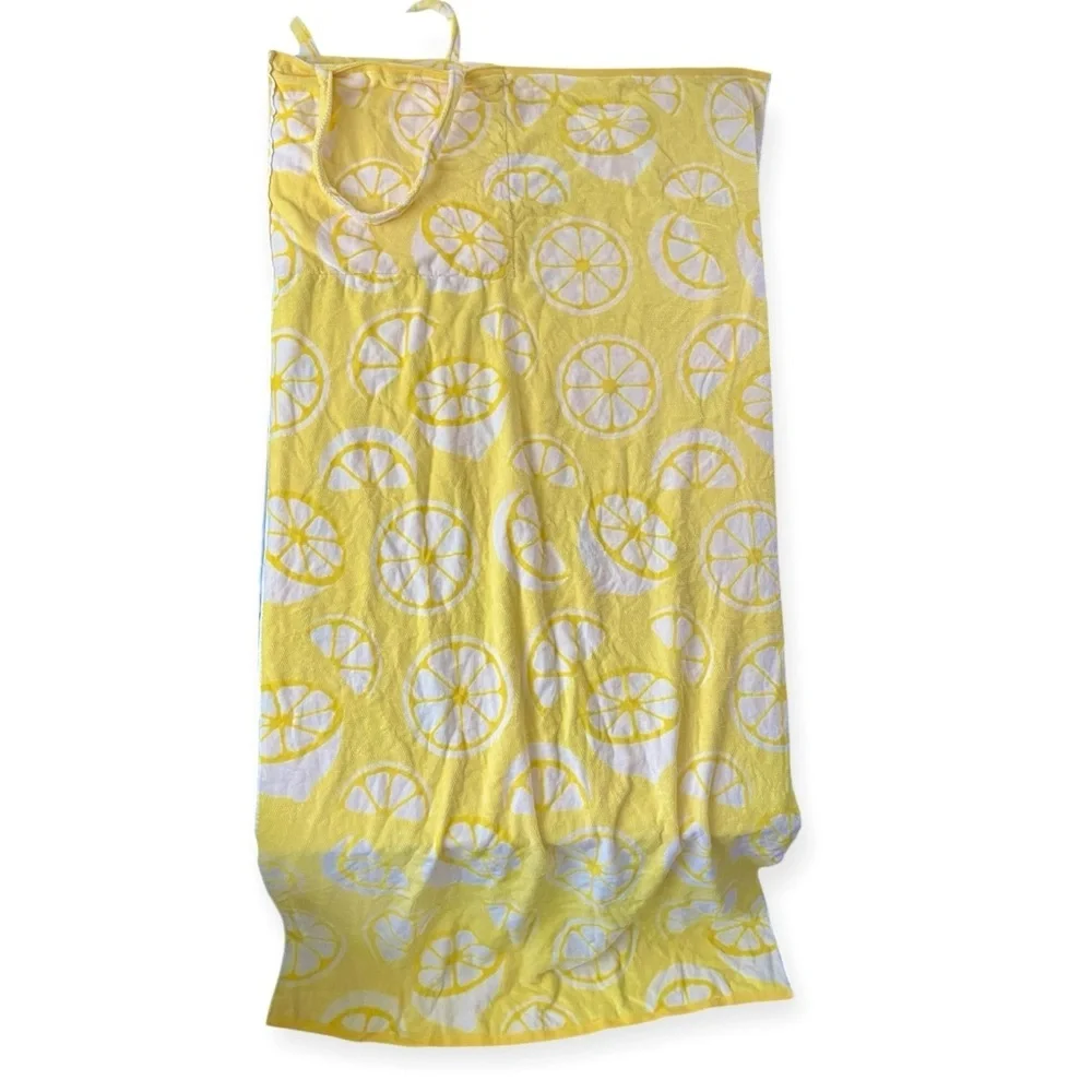 Truly Lou Beach Towel Lemons Yellow White Cotton 36x68 Soft Absorbent Pool Spa